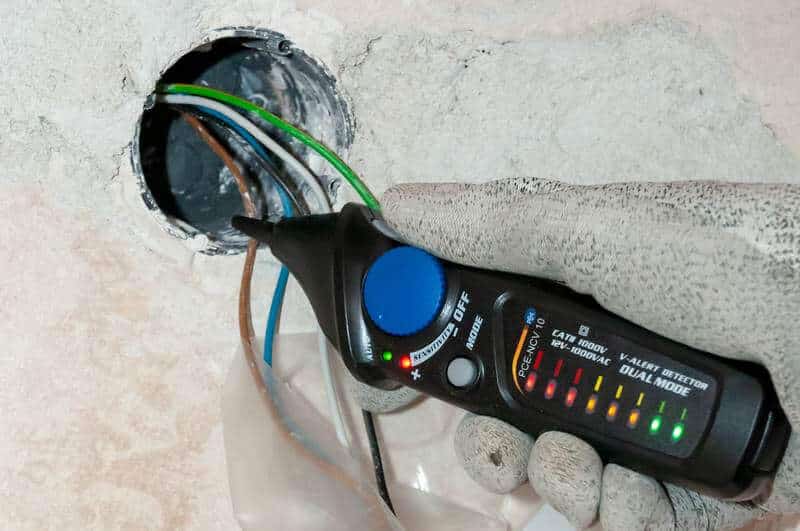 ©pce-instruments-pce-ncv-10-anwendung4-spannungspruefer